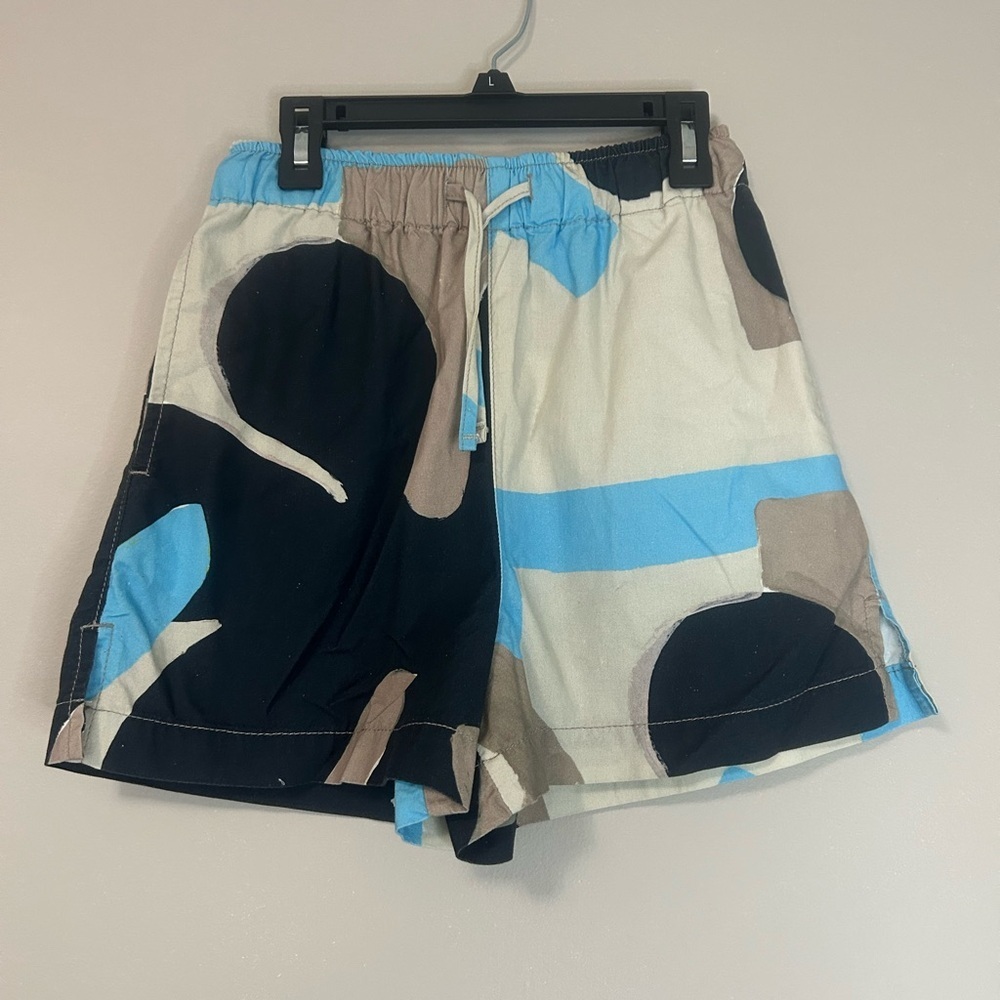 NWT Women’s Topshop Abstract Patterned Shorts, Size XS